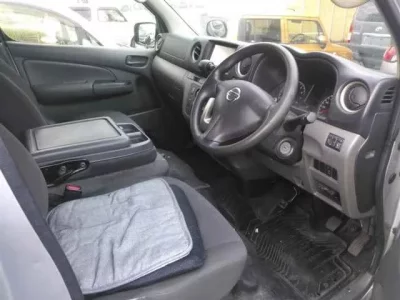 Nissan CARAVAN VAN
