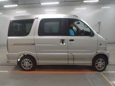 Daihatsu ATRAI SEVEN