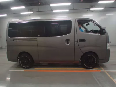 Nissan CARAVAN VAN