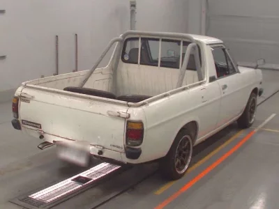Nissan SUNNY TRUCK