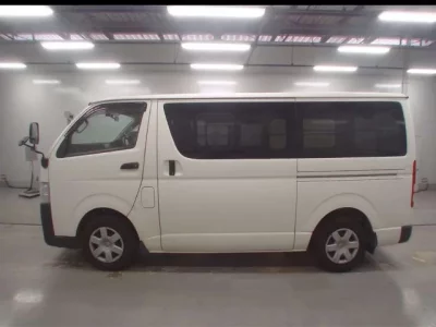 Toyota REGIUS ACE VAN