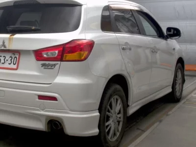 Mitsubishi RVR