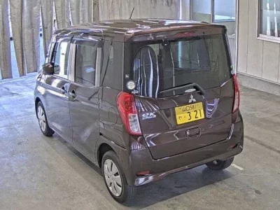 Mitsubishi EK SPACE
