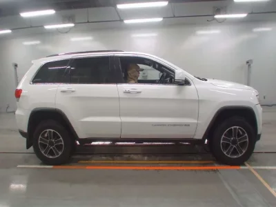 Chrysler JEEP GRAND CHEROKEE