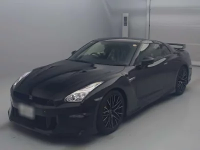 Nissan GT-R