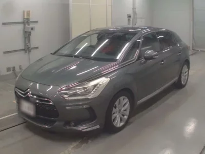 Citroen DS5