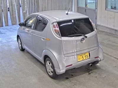 Subaru R2