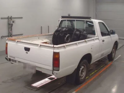Nissan DATSUN PICKUP