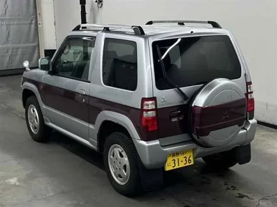 Mitsubishi PAJERO MINI