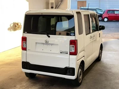 Daihatsu HIJET CADDIE