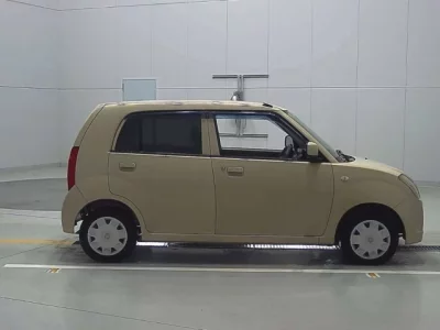 Nissan PINO