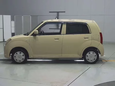 Nissan PINO