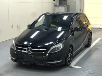 Mercedes-Benz B CLASS