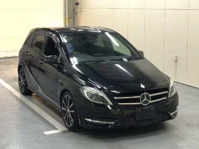 Mercedes-Benz B CLASS