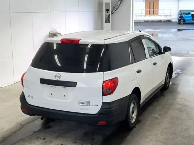 Nissan AD