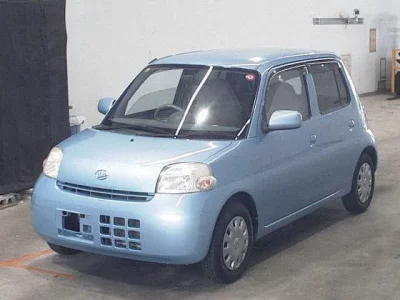 Daihatsu Esse