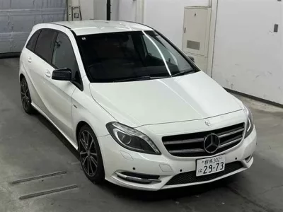 Mercedes-Benz B CLASS