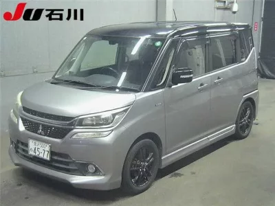 Mitsubishi DELICA D2