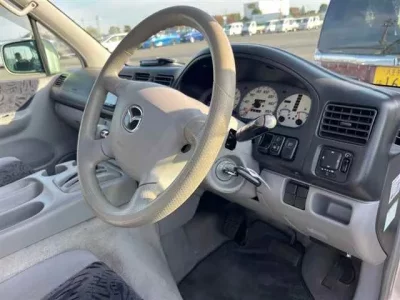 Mazda BONGO FRIENDEE