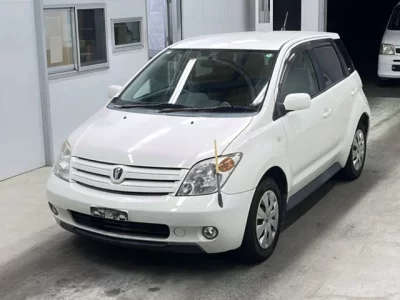 Toyota IST