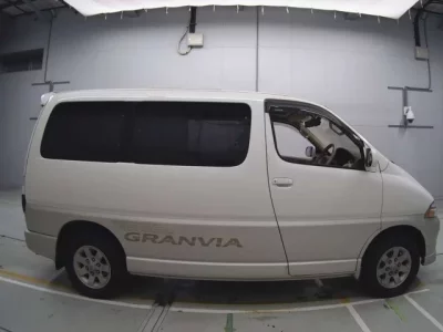 Toyota GRANVIA