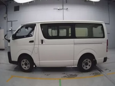 Toyota REGIUS ACE VAN