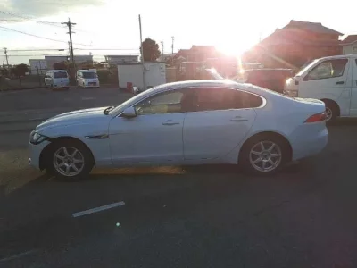 Jaguar XF SERIES