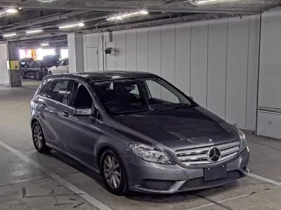 Mercedes-Benz B CLASS
