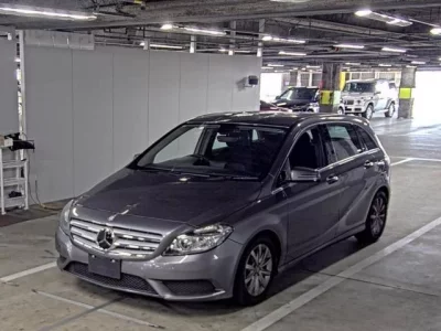 Mercedes-Benz B CLASS