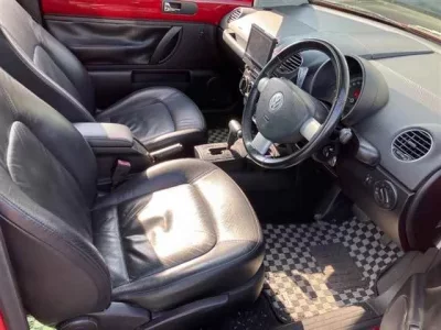 Volkswagen NEW BEETLE