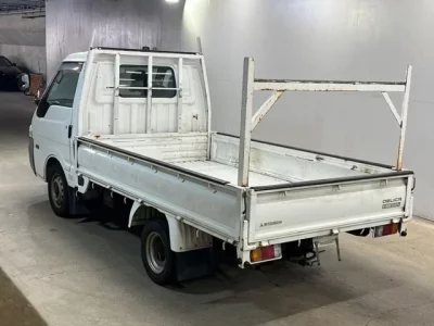 Mitsubishi DELICA TRUCK