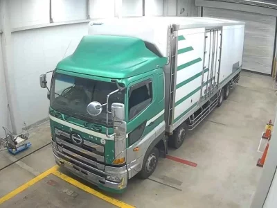 Hino TRUCK