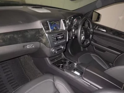 Mercedes-Benz ML CLASS