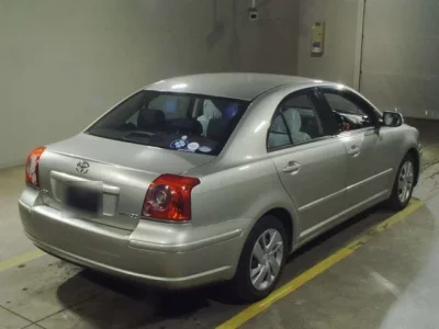 Toyota AVENSIS SEDAN