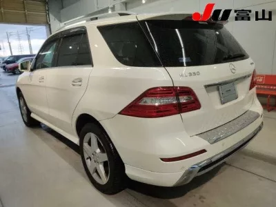 Mercedes-Benz ML CLASS