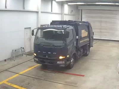 Mitsubishi FUSO FIGHTER