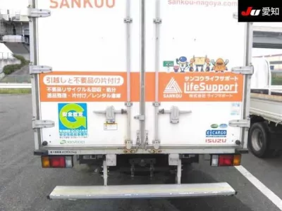 Isuzu ELF