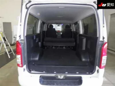 Toyota REGIUS ACE VAN