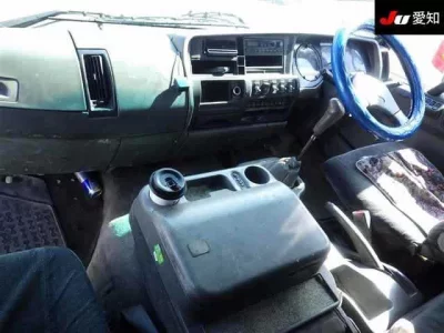 Mitsubishi FUSO FIGHTER