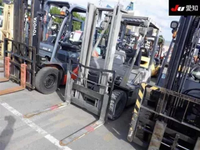 KOMATSU FORKLIFT