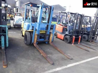 KOMATSU FORKLIFT