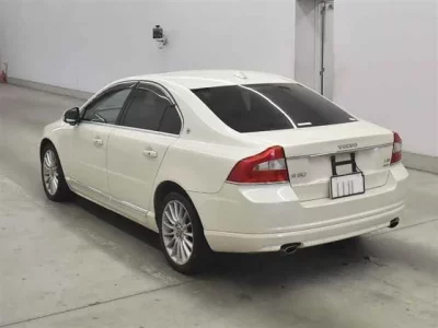 Volvo S80