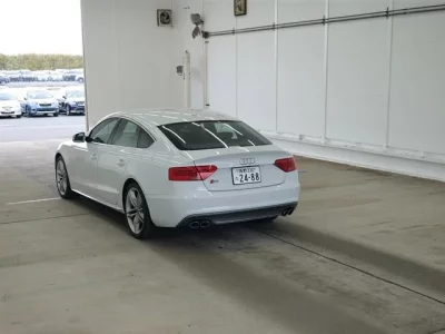 Audi S5