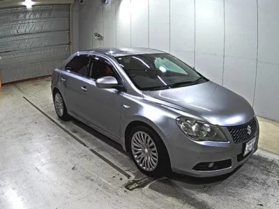 Suzuki KIZASHI