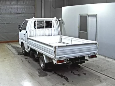 Mitsubishi DELICA TRUCK