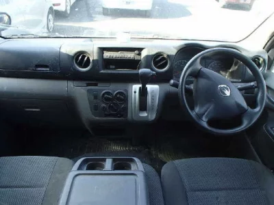 Nissan CARAVAN VAN