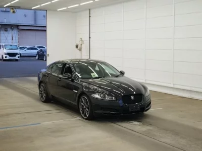 Jaguar XF SERIES