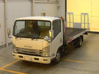 Isuzu ELF