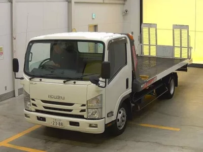 Isuzu ELF