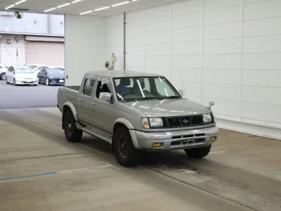 Nissan DATSUN PICKUP